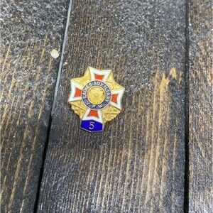 Ladies VFW Auxiliary 5 Year Membership Lapel Pin Veterans Of Foreign Wars
